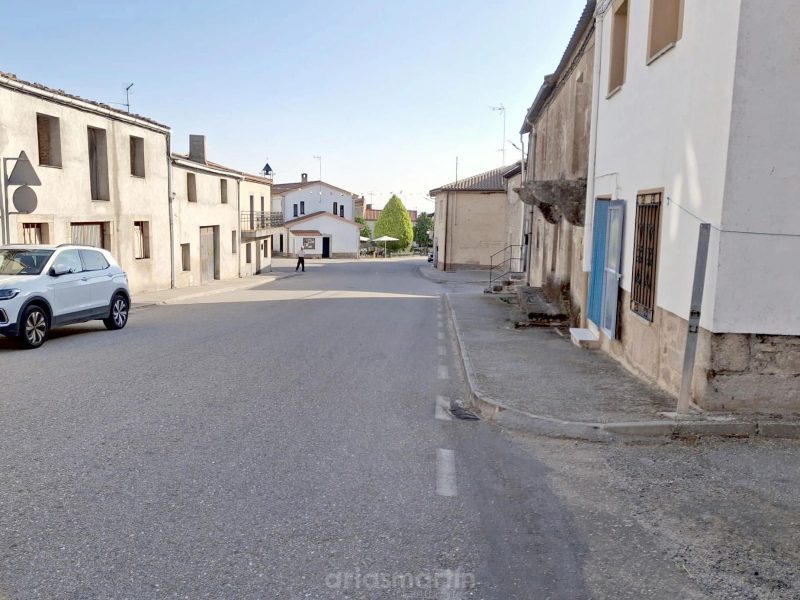 Casa de pueblo para rehabilitar en Masueco en Masueco, Salamanca