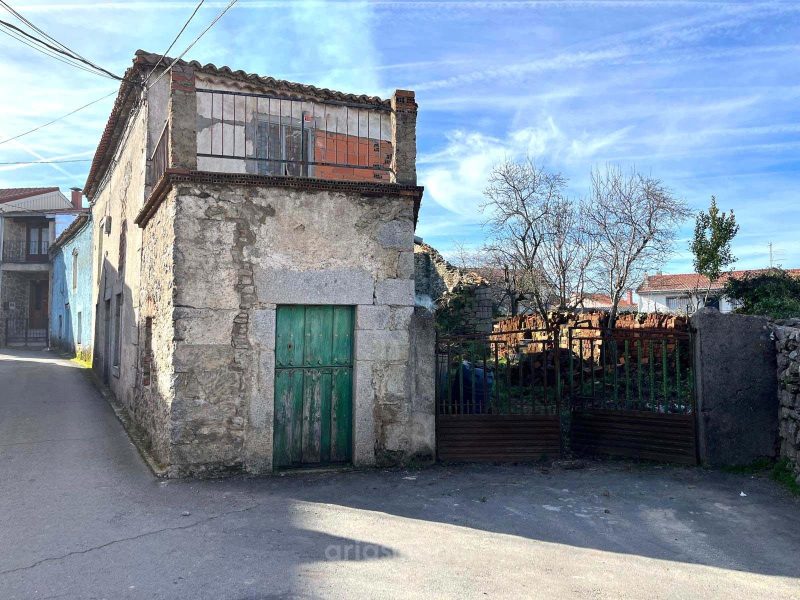 Casa en Linares De Riofrio en Linares De Riofrio