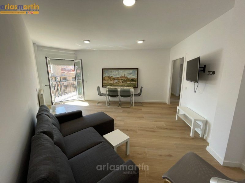 Piso de 4 habitaciones en alquiler en San Bernardo, Salamanca en San Bernardo · Carmelitas · Campus, Salamanca