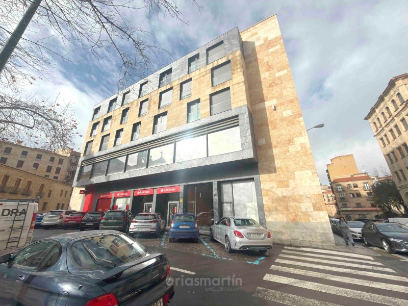 Local comercial de 147 m² en alquiler en Centro, Salamanca en Centro