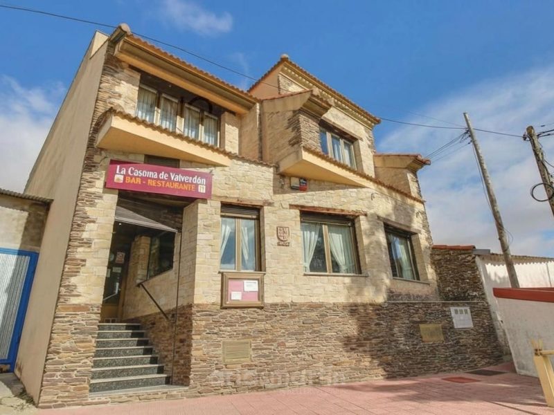 Local comercial de 281 m² en Valverdon en Valverdon