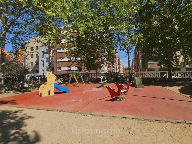 Piso de 3 habitaciones en alquiler en Delicias, Salamanca en Delicias, Salamanca