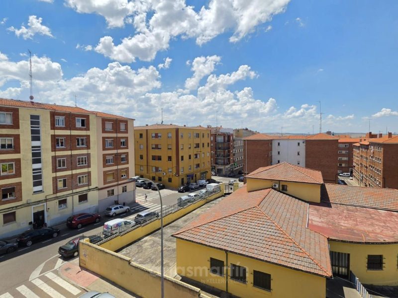Piso Sin Amueblar Junto Avenida de Villamayor, Salamanca