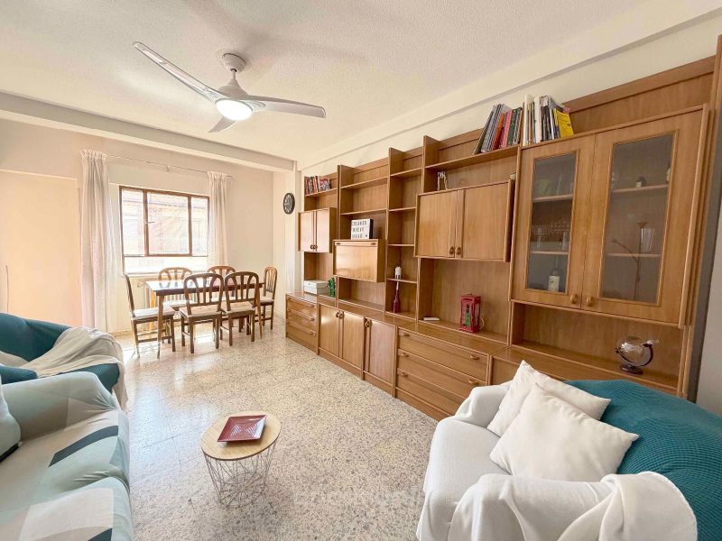 Piso de 3 habitaciones en San Bernardo, Salamanca en San Bernardo · Carmelitas · Campus, Salamanca