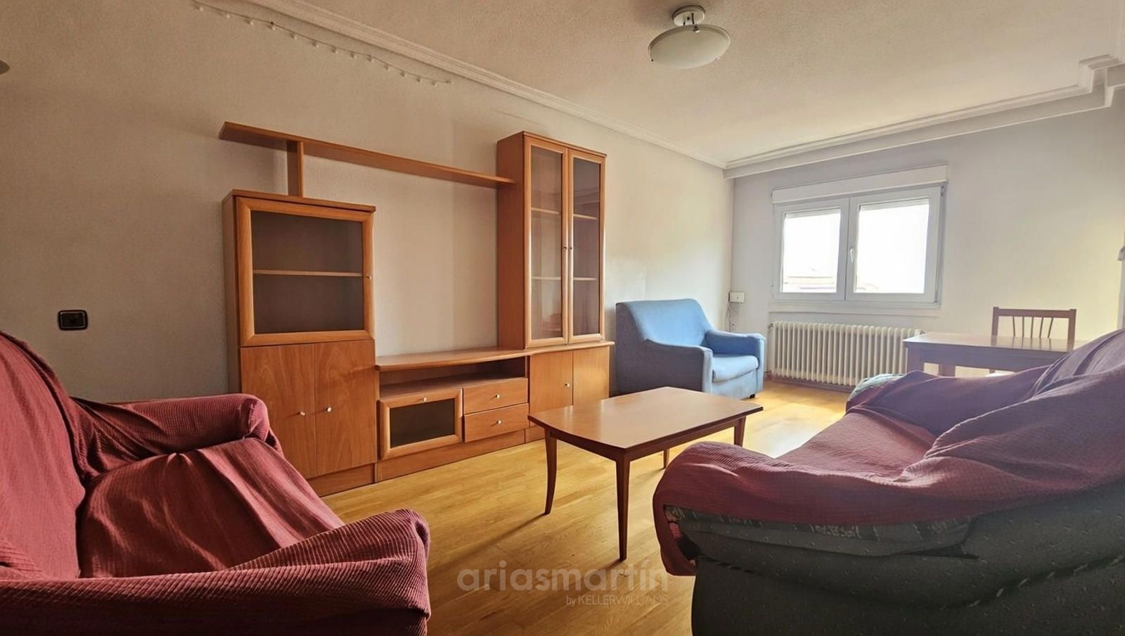 Piso de 4 habitaciones en alquiler en San Bernardo, Salamanca en San Bernardo · Carmelitas · Campus, Salamanca