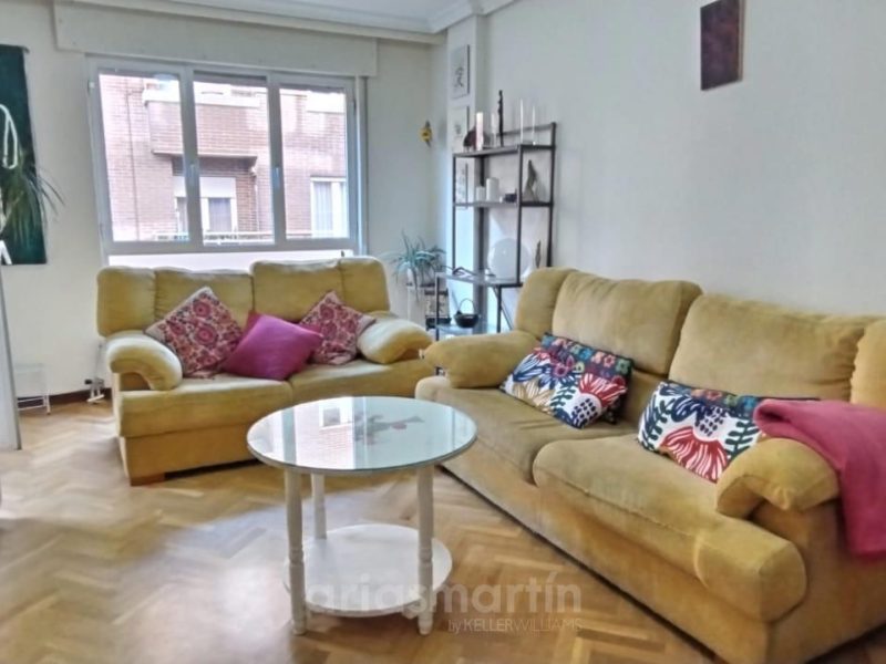 Piso 4 Habitaciones Junto Paseo Estación. Servicios Centrales en Salamanca