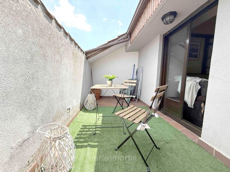 Dúplex en urbanización Las Canteras de Villamayor en Villamayor, Salamanca